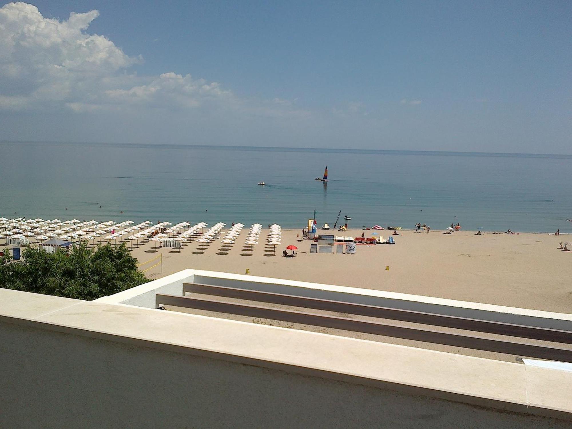 Azur Apartments Sozopol Exterior photo