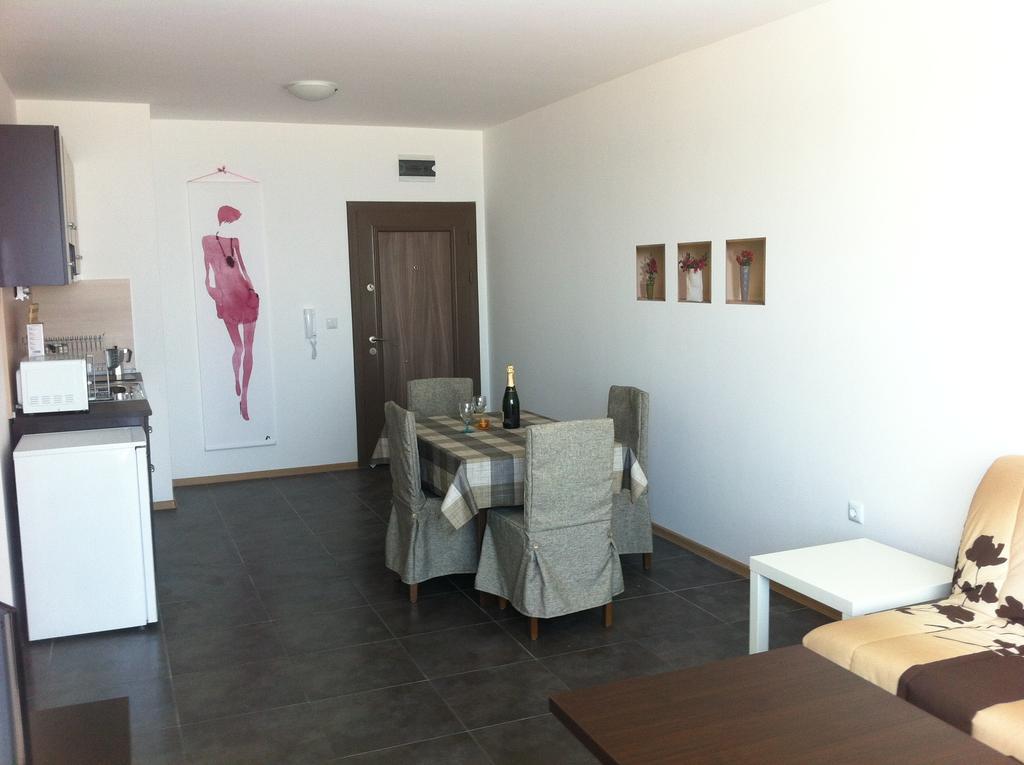 Azur Apartments Sozopol Exterior photo